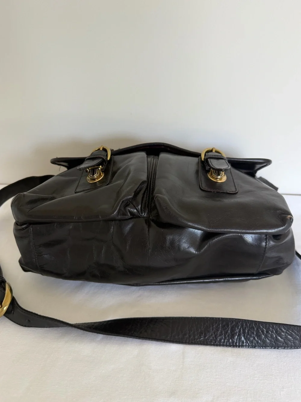 Vintage Wilsons Leather Handcrafted Brown Leather Messenger Briefcase
